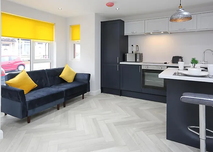 Deluxe One-Bedroom Apartment