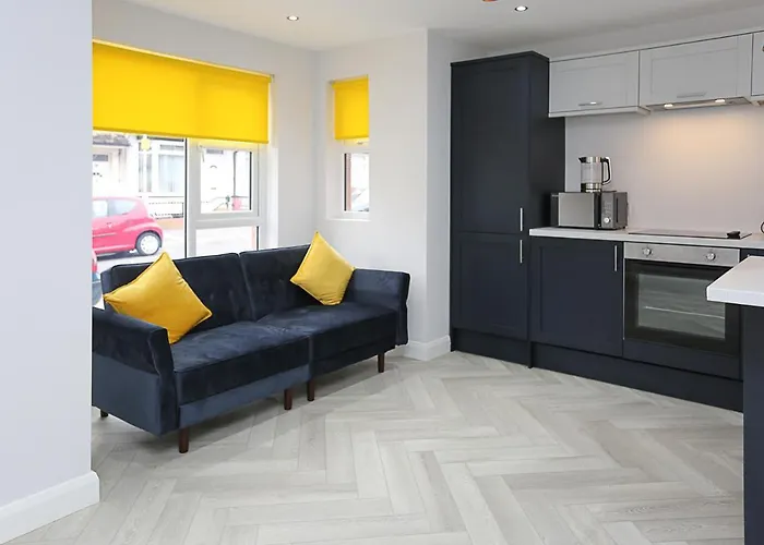 Deluxe One-Bedroom Apartment